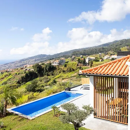 Rouxinol Arco da Calheta (Madeira)