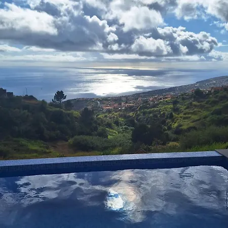 Villa Rouxinol Arco da Calheta (Madeira)
