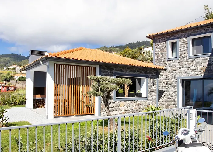 Rouxinol ヴィラ アルコ・ダ・カリェタ