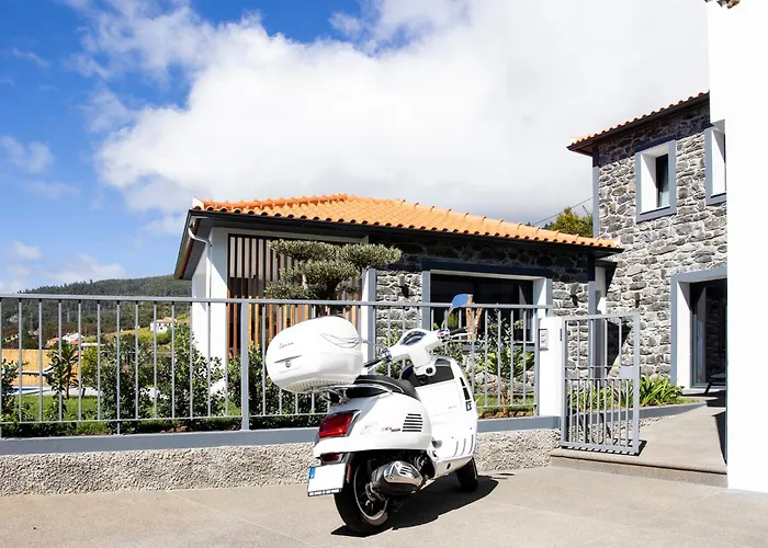 Rouxinol * アルコ・ダ・カリェタ